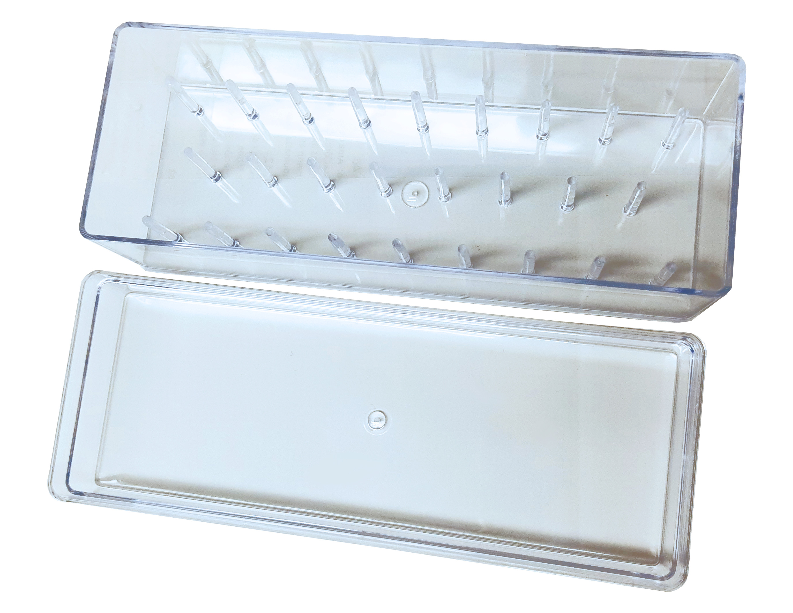 Caja Gütermann de acrílico vacía con 26 espacios para carretes de 100m